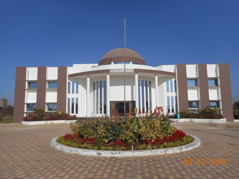 માતૃશ્રી રતનબેન વિરસંગભાઈ ભટોળ ઈંગ્લીશ મીડીયમ સ્કુલ